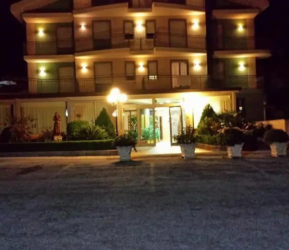 Pegaso Отель Сан-Джованни-Ротондо